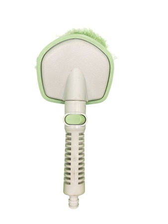 XSS-17 Щетка для мытья дисков TORNADO длина 32,5см. ширина 12,5см. высота щетины 5,5 см. XSS-17